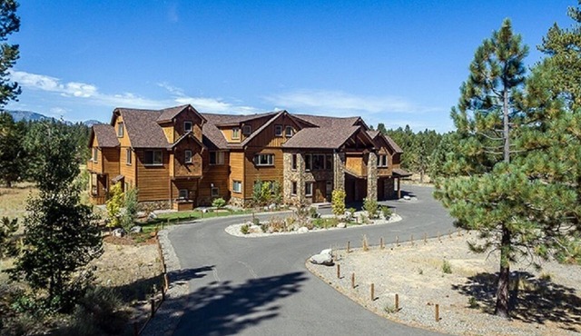14 bedroom 14 bath Mega Mansion w/Indoor Pool, Theater