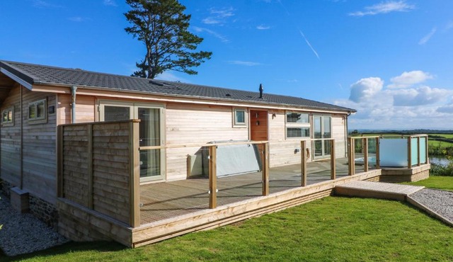 14 Faraway Fields, Liskeard