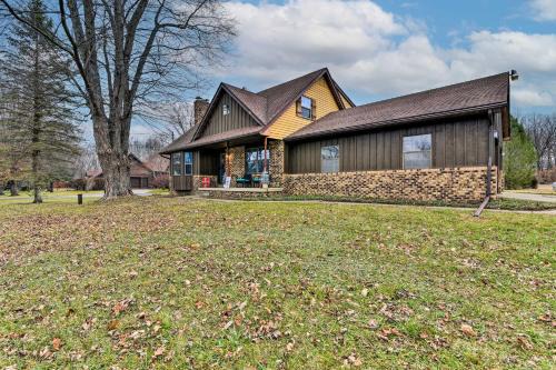 14 Mi to Frankenmuth Apt on 3 Acres in Clio!