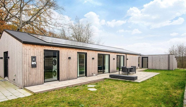 14 person holiday home in Glesborg-By Traum