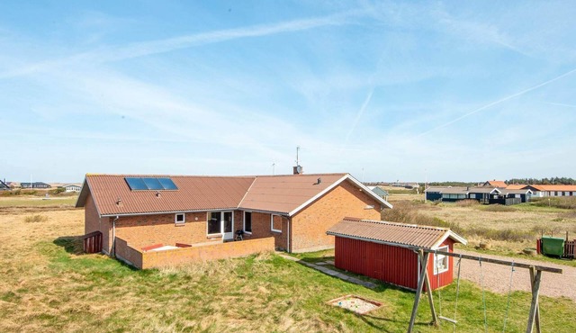 14 person holiday home in Harboøre