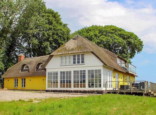 14 person holiday home in Havndal-By Traum