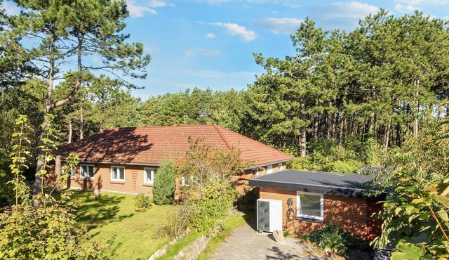 14 person holiday home in Rømø-By Traum