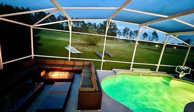 14 room DisneyEstate by AmericanVacationLiving