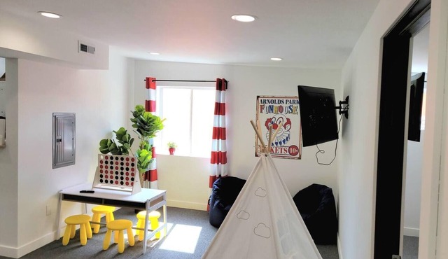 1400 sf 3 bedrooms in Arnolds Park-King bed