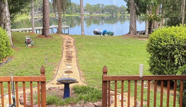 1400sf Lakefront Home Very Peaceful Quiet and Secluded but close to everything