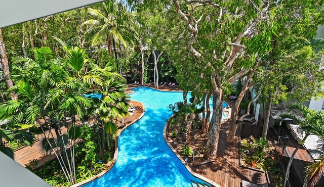 1405- DRIFT RESORT- LARGE FAMILY APARTMENT WITH STUNNING OCEAN VIEWS