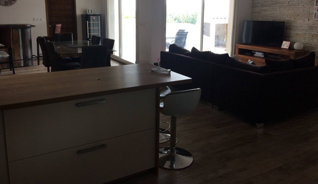 140m2 villa with swimming pool