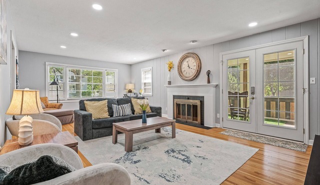 1419-Walk to Mayo St Mary-Ritabnb Cheerful 5br+6baths,1 min walk to St.Marys