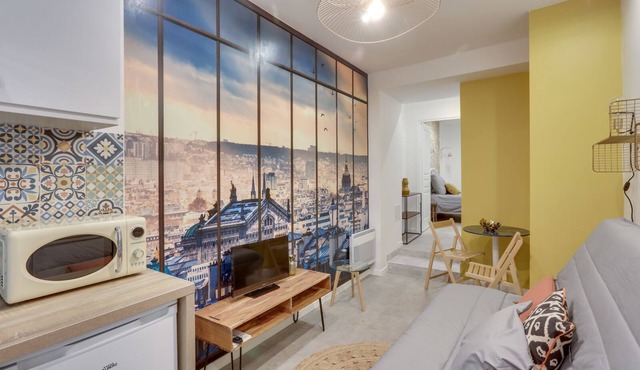 143 Suite La Française Superb Apartment in Paris