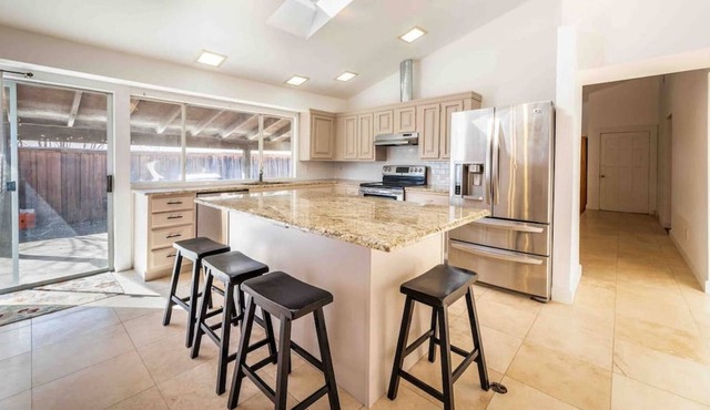 1436 Cross Bend Road Plano TX · Spacious Plano 4 Bedroom! Close to Golf & Nature!