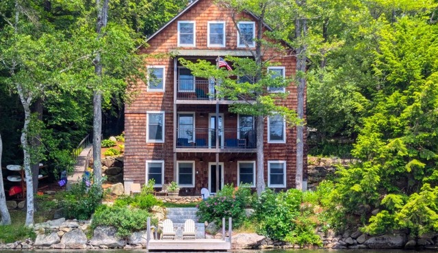 #145-A - Water`s Edge Lake Sunapee Family Retreat