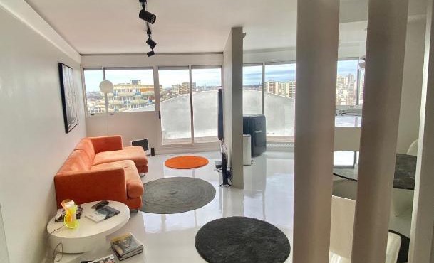 14eme et dernier étage "Arty" - Vue panoramique avec 2 chambres sur Balcons