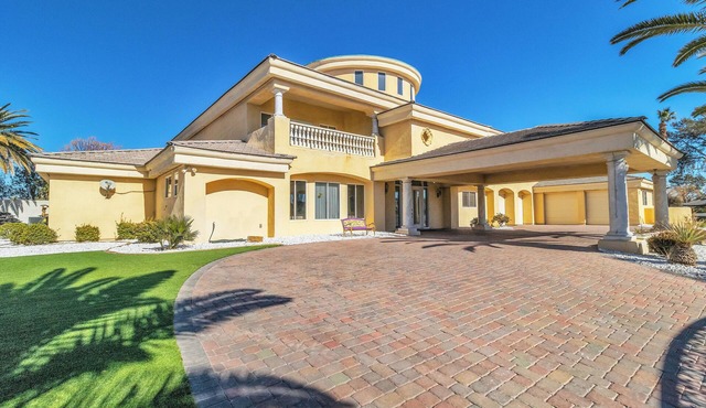 15,000 sqft Mansion 5 min from strip! 1.5 acre compound.