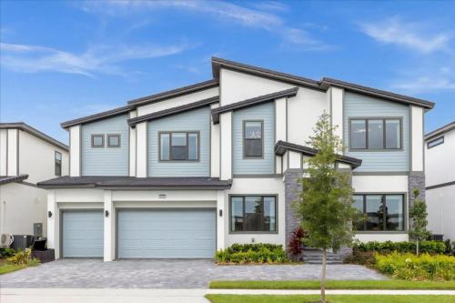 15 Bedrooms15 Bathrooms Paradiso Grande 6313Ss