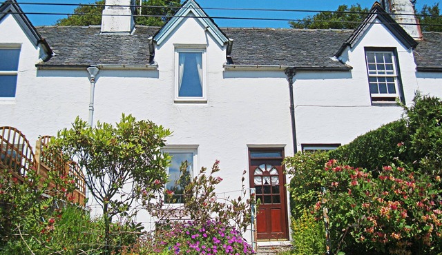 15 Cairnbaan Cottage