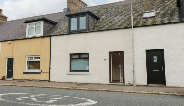 15 MAIN STREET, pet friendly, character holiday cottage in Cruden Bay