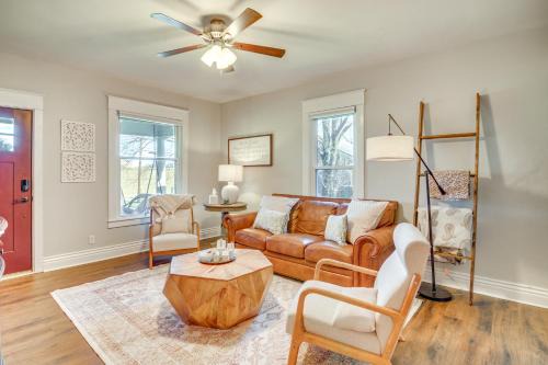 15 Mi to Dtwn Lexington Serene Wilmore Home!