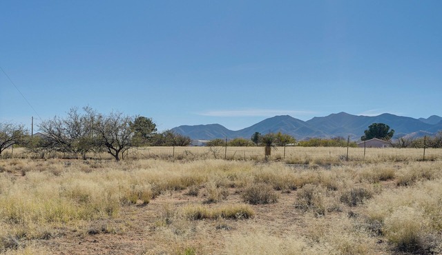 15 Mi to Kartchner Caverns: Quiet Gem w/Mtn Views