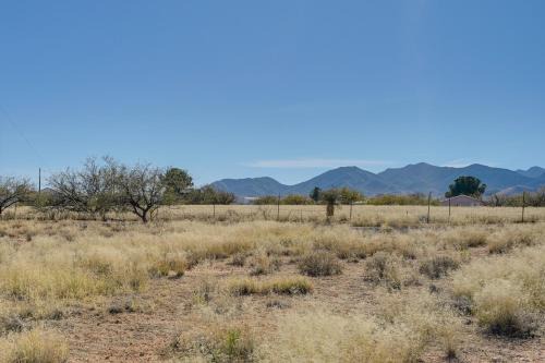15 Mi to Kartchner Caverns Quiet Gem with Mtn Views