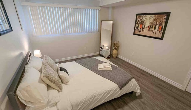 ~15 min to Niagara Falls | 2BDR + Free Parking