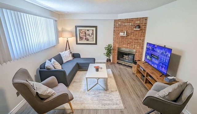 ~15 min to Niagara Falls | 2BDR + Free Parking