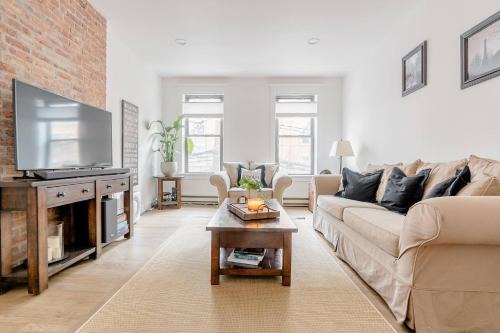15 min to NYC & MetLife - Quiet Luxury Duplex - World Cup ready
