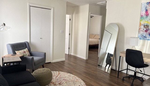 15 min to Purdue w/fenced yard