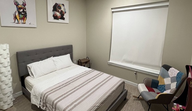 15 mins from GWB spacious condo