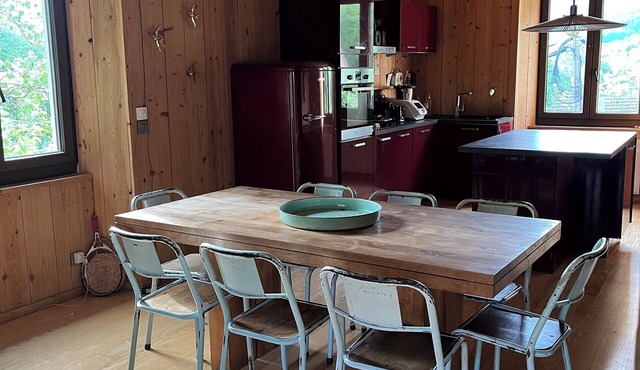 15 minutes from Annecy! Spacious apartment with terrace & garden! Ideal for families