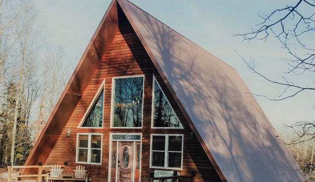 15 minutes from Fort Leonard Wood-rustic A-frame nestled on 5 acres