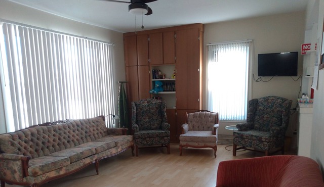 15 minutes from Old Quebec and less than 5 minutes from the commercial area.
