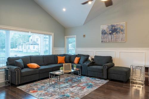 15 Minutes from PHL Airport - Cozy & Modern Rancher Style Home