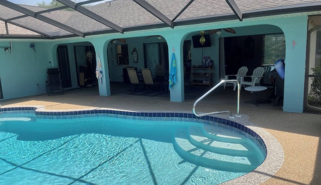 15 Minutes to the beach, come enjoy the pool and quiet as well!