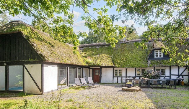 15 person holiday home in Hundslund-By Traum