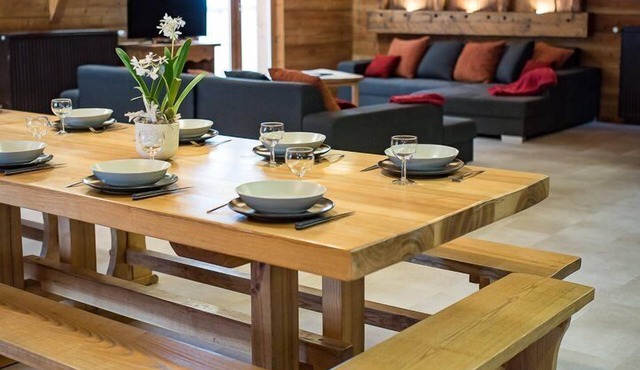 15 person mountain chalet - close to the village centre
