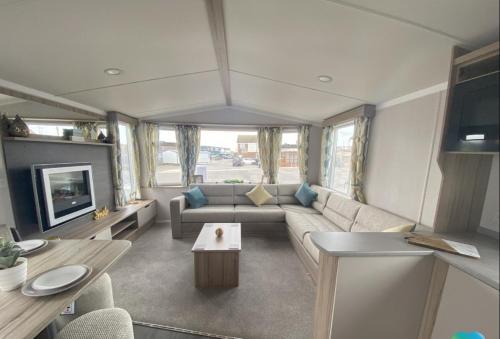 15 Willow Wynd Thurston Manor