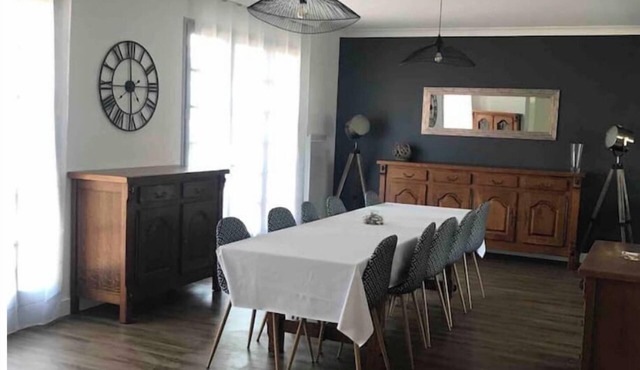 150 m² family home 15 minutes from the sea