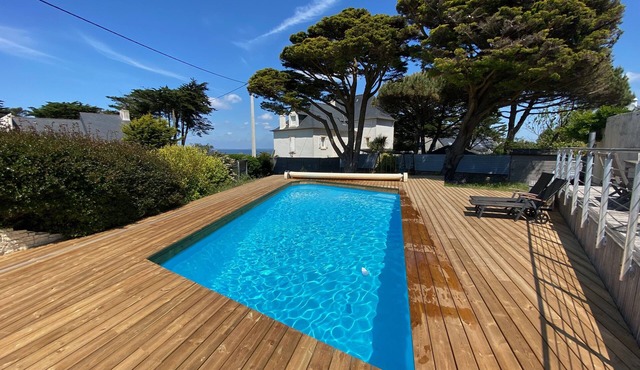 150 m2 house with sea view and private pool