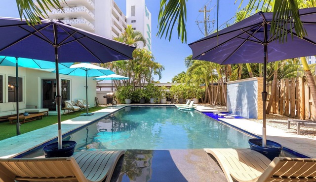 150 Steps to the Ocean! Salt water pool!