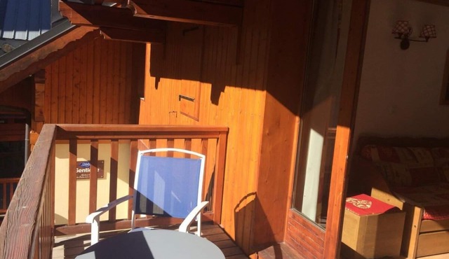 150m from ski slopes, 1st floor, balcony, ski locker, 32m², Valloire