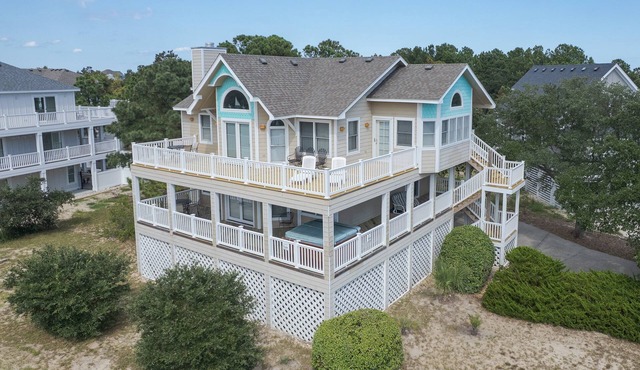 1544 - Tranquility, Fab Family Vacation Home. Great Location w/Private Pool, Hot Tub & Foosball