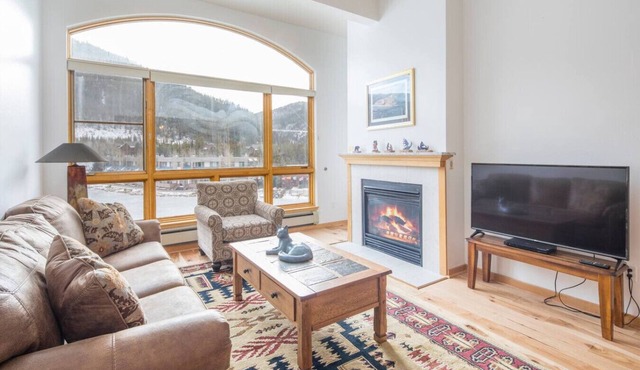 1546 | Wonderful View, Pool & Spa On Keystone Lake