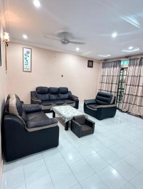1573 Guesthouse Seremban Jaya Homestay