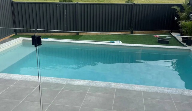 15mins to Mooloolaba Beach opposite Conservation!