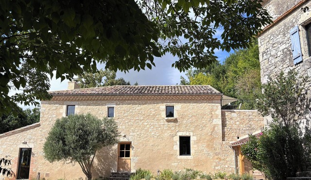 15th-Century farmhouse in the hills of Occitanie