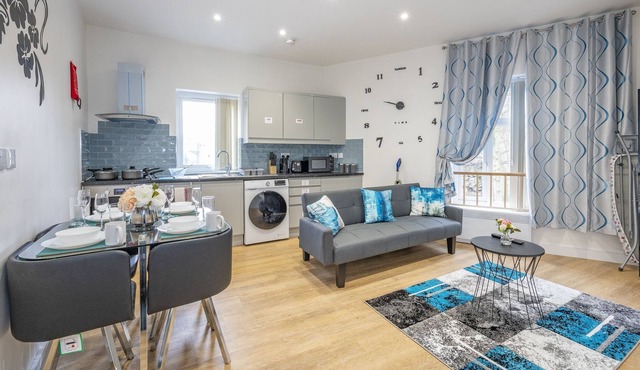 *16*b* setup for your most amazing & relaxed stay + Free Parking + WiFi