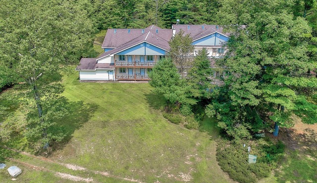 16 Bedroom 20 Bathroom Mansion with Indoor Pool