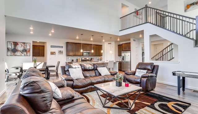 16 Mi to Denver: Spacious Commerce City Home!