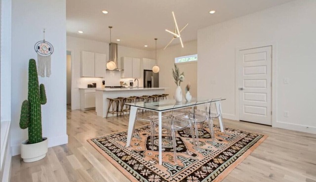 16- Modern Home- The Music City Collection